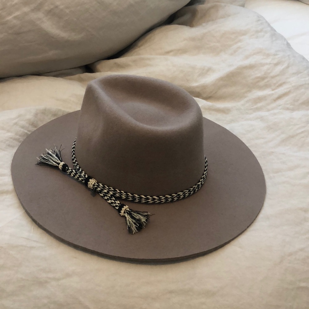 Brixton wide brim hat